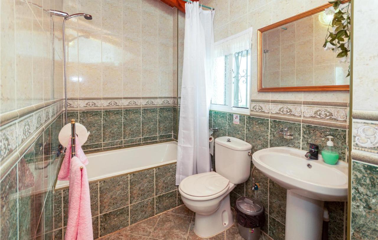 Awesome Home In Antequera With Wifi Esterno foto
