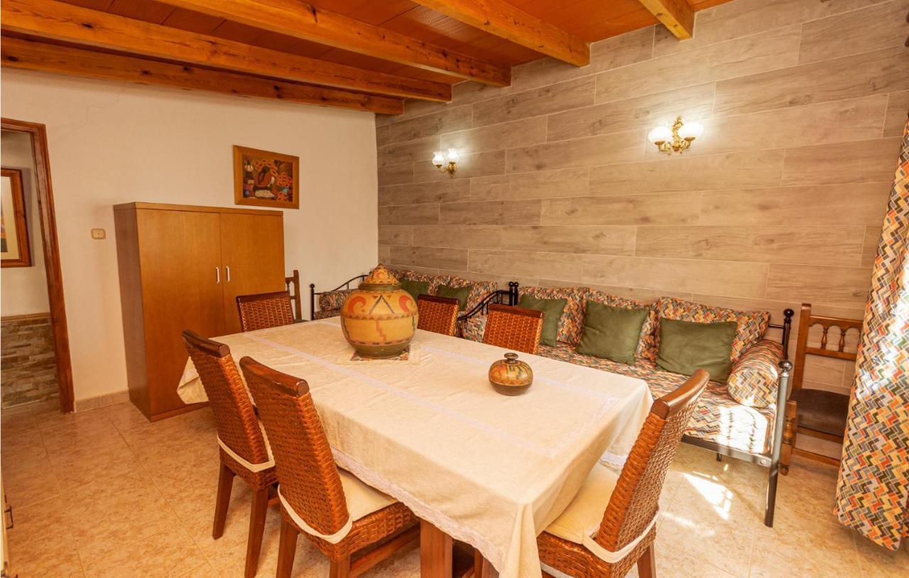 Awesome Home In Antequera With Wifi Esterno foto